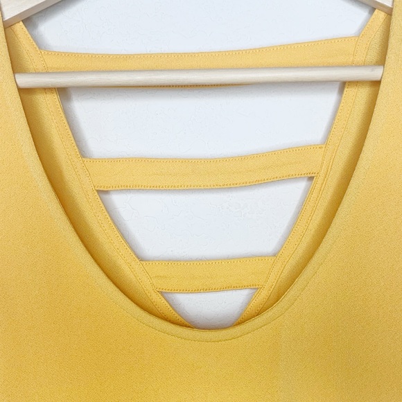 NWT - GUESS Colette Ladder Back Tunic Top- Mustard - Picture 5 of 7